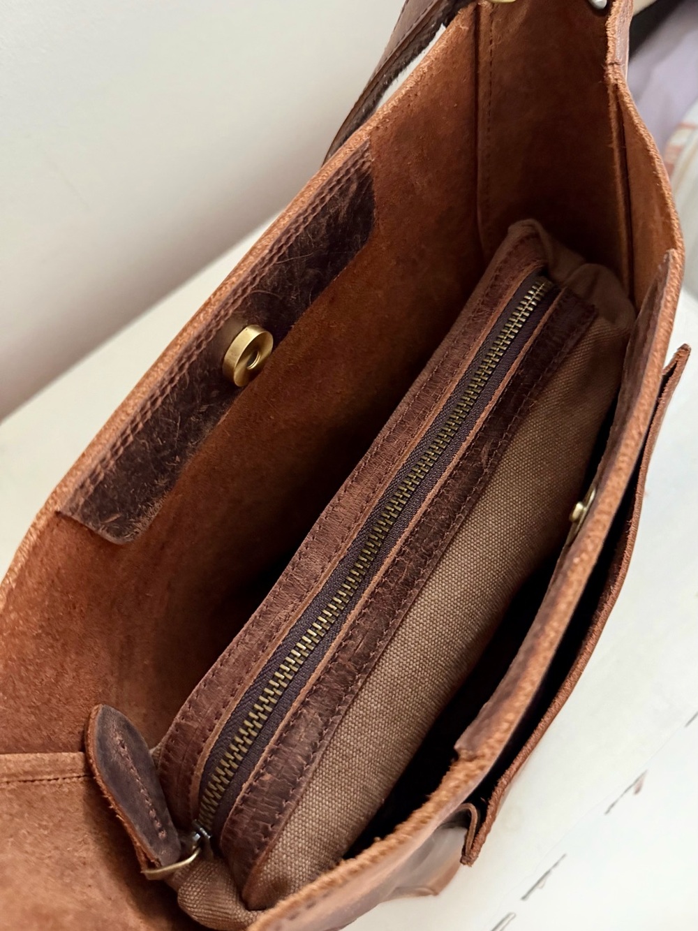 Brown Leather Bucket Shoulder Bag - Picture 6 of 7